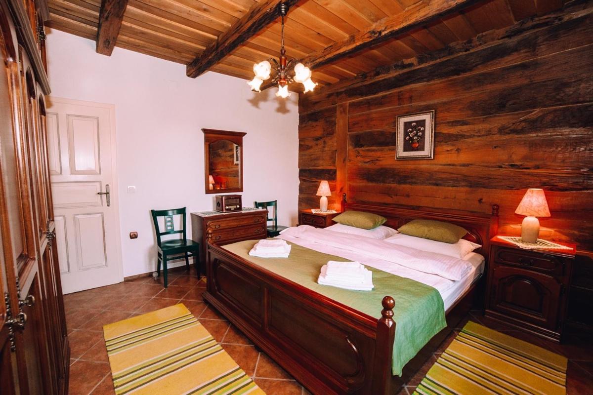 Villa Kuca Za Odmor Stara Hiza Selnica Exterior foto
